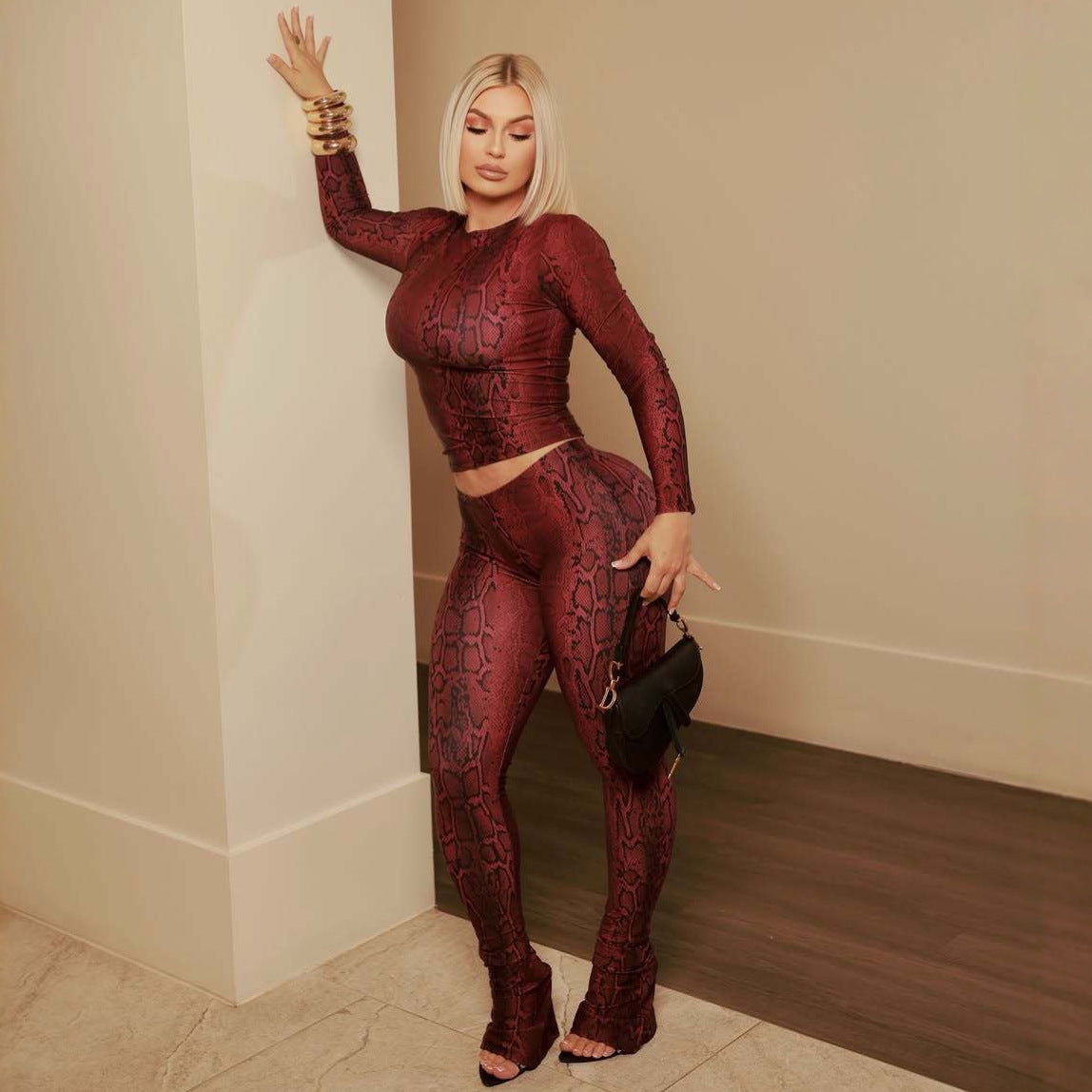 Sporty And Sizzling Long-sleeve Top And Pants Set