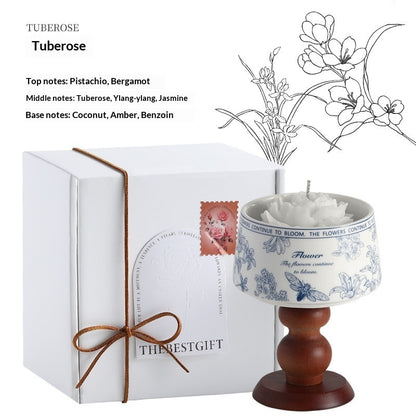 Camellia-scented Candle In A Stem Glass For A Premium, Sophisticated Vibe